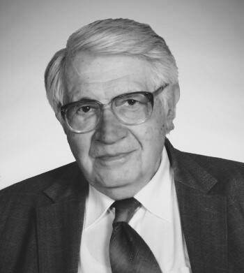 In memoriam - Milivoj Solar, teorija književnosti, zavičaj