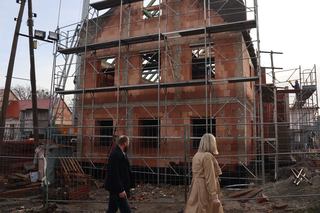 Obilazak radova na rekonstrukciji zgrade Esterova 19