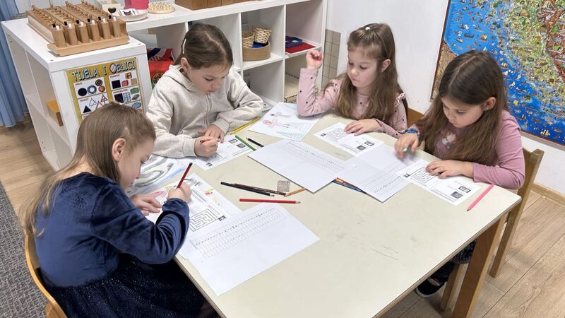 Mala škola glagoljice: putovanje u prošlost skupine „Perlice“