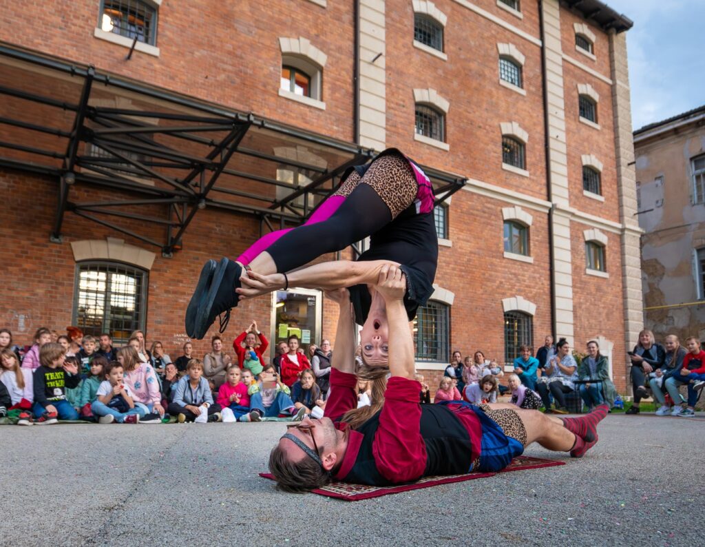 Svjetski dan cirkusa – žonglerska animacija